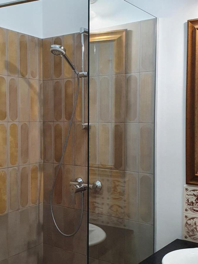 Elisabeth Apartment Oradea Buitenkant foto